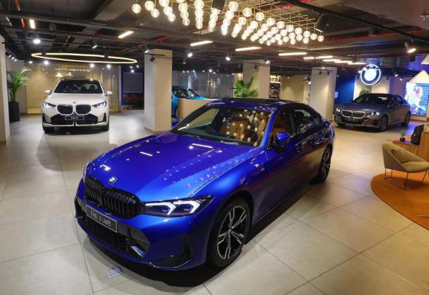 И в BMW не са съгласни със забраната на ДВГ, но Volvo все още я подкрепя