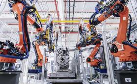 Mercedes започна производство на задвижващи системи за новия GLC в Румъния