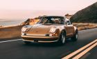 Tuthill Porsche Lightweight 911K тежи 850 кг, а моторът му се развърта до 11 000 об/мин.