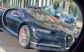 Двама чупят с чукове Bugatti Chiron в Лондон (Видео)