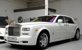  Този 2013 Rolls-Royce Phantom Extended Wheelbase Series II е на само 180 км!