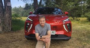 ВИДЕО: Dongfeng Forthing Friday – не само дизайнът е впечатляващ