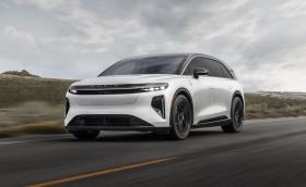 Lucid Gravity GT-S е най-мощният семеен автомобил в света