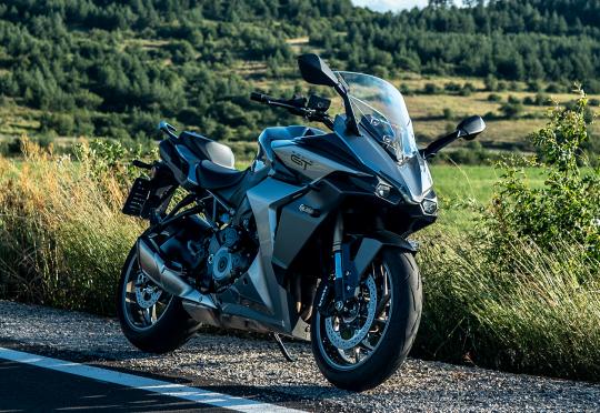 ВИДЕО: Suzuki GSX-S1000GT. Най-добрият мотор на марката?