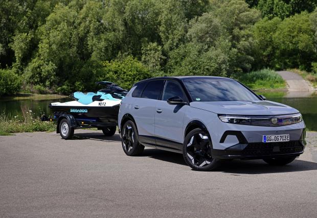 Opel извади първия си 4х4 електромобил