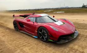 ВИДЕО: От Toyota Corona за 100 долара в Koenigsegg Jesko