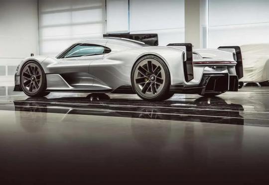 Porsche подготвя нова суперкола с осемцилиндров боксер и цена около 500 000 евро