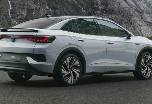 VW слива два модела в един нов