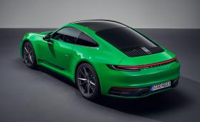 Новото Porsche 911 Carrera T идва с 385 к.с. и 7-степенна ръчна кутия