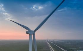 Китай пусна в експлоатация вятърен генератор с 252-метров ротор, най-големият в света