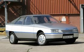 Този концепт на Opel предшества дизайна на Kadett E и Omega A