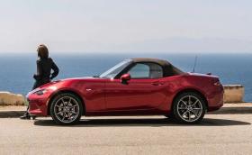 Шеф на Mazda: 'трябва да мислим за електрическа MX-5'