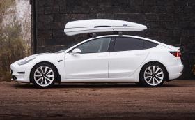 Пробегът на Tesla Model 3 с багажник на покрива е с 16% по-голям, ако той е монтиран наобратно