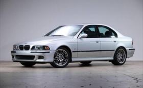 Това BMW M5 E39 е на 17 хил. км и се продава за любопитна сума