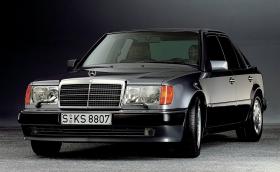 Преди 40 години се ражда Mercedes-Benz W124