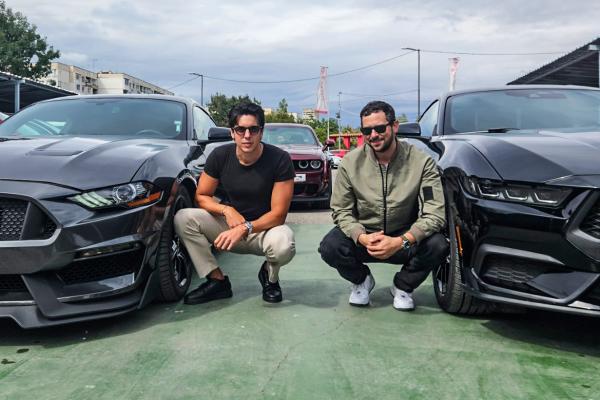 ВИДЕО: Тино кара Ford Mustang и Dodge Challenger