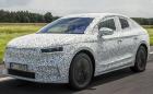 Skoda Enyaq Coupe iV бие братята си от Audi и VW плюс Tesla (Тийзър)