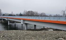 Отварят за движение ремонтиран мост над р. Струма край Благоевград