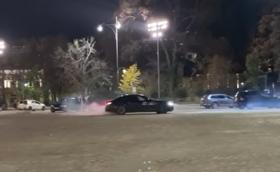 Спряха автомобил от движение след дрифт в пешеходна зона в София (видео)
