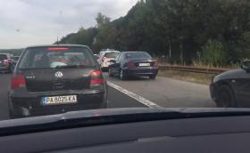 Шофьор обори в съда глоба за шофиране в аварийната лента