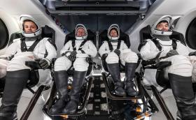 Рядка операция: Прибират от Космоса болен космонавт