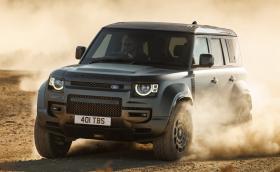 Land Rover ще участва в рали 'Дакар' с този Defender V8