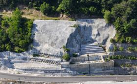 Задава се скъп ремонт на подпорна стена по пътя Ботевград - София