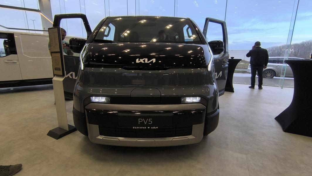 Kia представи електрическия ван PV5 в България | DizzyRiders.bg ...