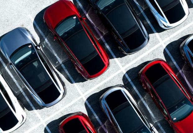 Коя е най-продаваната марка нови автомобили в България?