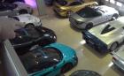Отделете 22 минути на една от най-впечатляващите автомобилни колекции в света. 52 супер и хипер коли в гараж в Бахрейн