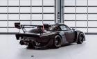 Porsche започва доставките на 935 Clubsport, вижте го гол и карбонов