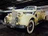 Packard Super 8 Phaeton от 1939. Параден автомобил на аржентинското правителство, използван тогава от президента Хуан Перон. Според някой, това е и последната кола, в която се е возила жена му Евита Перон.