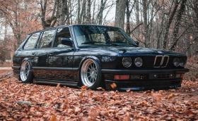 Фенове на BMW E28 Touring?