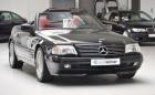 Този Mercedes-Benz SL 320 Special Edition е, като нов. Но бихте ли дали 39 500 евро за 320-ка от 98-ма?