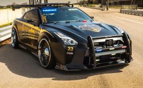 Този Nissan GT-R Pursuit 23 ‘Copzilla’ е най-лютата патрулка, която някога сме виждали. Галерия и инфо