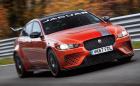 Jaguar XE SV Project 8 е новият цар на „Ринга“ в категория „4 врати“. Мощен е 600 коня и обиколи пистата за 7:21,23