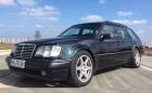 Mercedes-Benz W124 E 500 T-Modell с 5-литров V8 и 320 коня. Продава се за 66 хил. евро