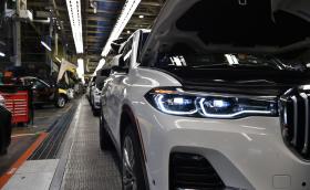 BMW X7 вече се произвежда. Вижте гиганта в завода!