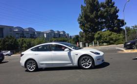 В Южна Корея Tesla Model 3 идва на половин цена