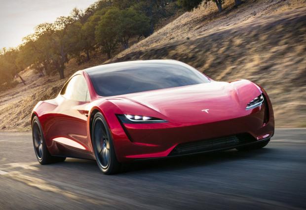 Tesla Roadster срещу 18-те най-бързи коли на плaнeтата