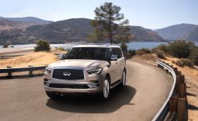 Новото Infiniti QX80 е динозавър с 5,6-литров V8