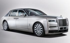 Новият Rolls-Royce Phantom е по-тих от ядрена подводница, скоростите му се управляват от космоса