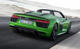 Audi R8 Spyder V10 plus е новият атмосферен сешоар с 610 коня. Прави ги при 8700 об/мин