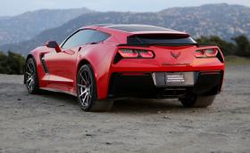 Търсите си спортно комби? Callaway Corvette AeroWagen е много приятен вариант. Галерия и инфо