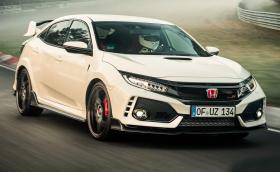 Новият крал на „Зеленият ад“ е бяла Honda. Civic Type R записа нов рекорд за кола с предно. Галерия и видео