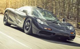 Епичният McLaren F1 ще направи 28 години. Няколко изумителни факта около най-бързата атмосферна кола на планетата. Галерия и видео