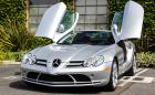 Купувате този 2005 Merc SLR McLaren за 260 000 долара и получавате безплатно зарядно за акумулатор