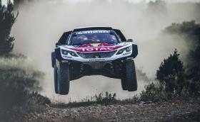 Peugeot показа колата, с която ще гони трета поредна победа в Дакар