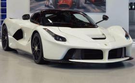 Колко струва LaFerrari всъщност? Появиха се актуални обяви по 10 млн. евро