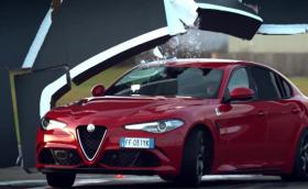 Крис Харис в TopGear: „Alfa Giulia е по-добра от BMW M3!”. След което Крис поторошава колата. Галерия и инфо